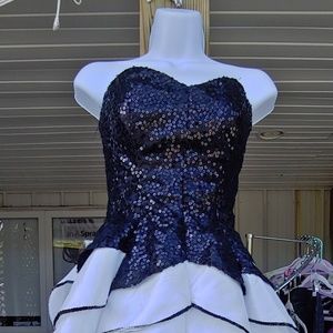 Stunning party/Prom dress